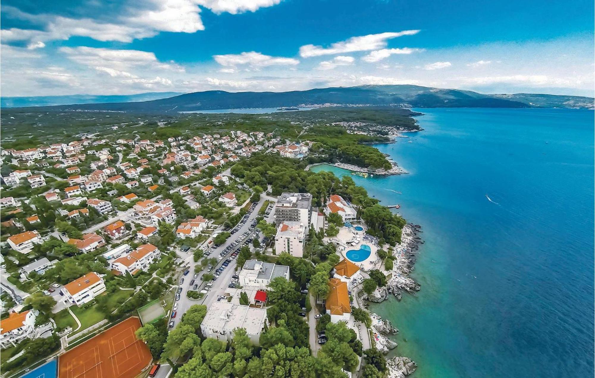 Beautiful Apartment In Malinska With Wifi Exteriér fotografie
